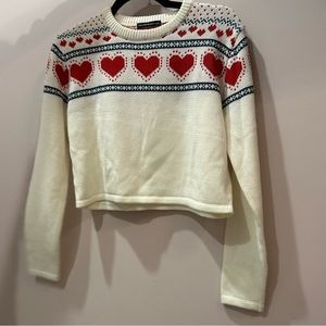 NEVER WORN BRANDY MELVILLE SWEATER. CROPPED
